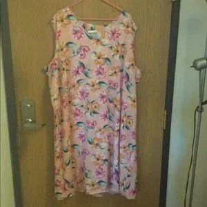 Cw Classics | Dresses | Copy Cw Classics Pink Floral Dress 4x | Poshmark